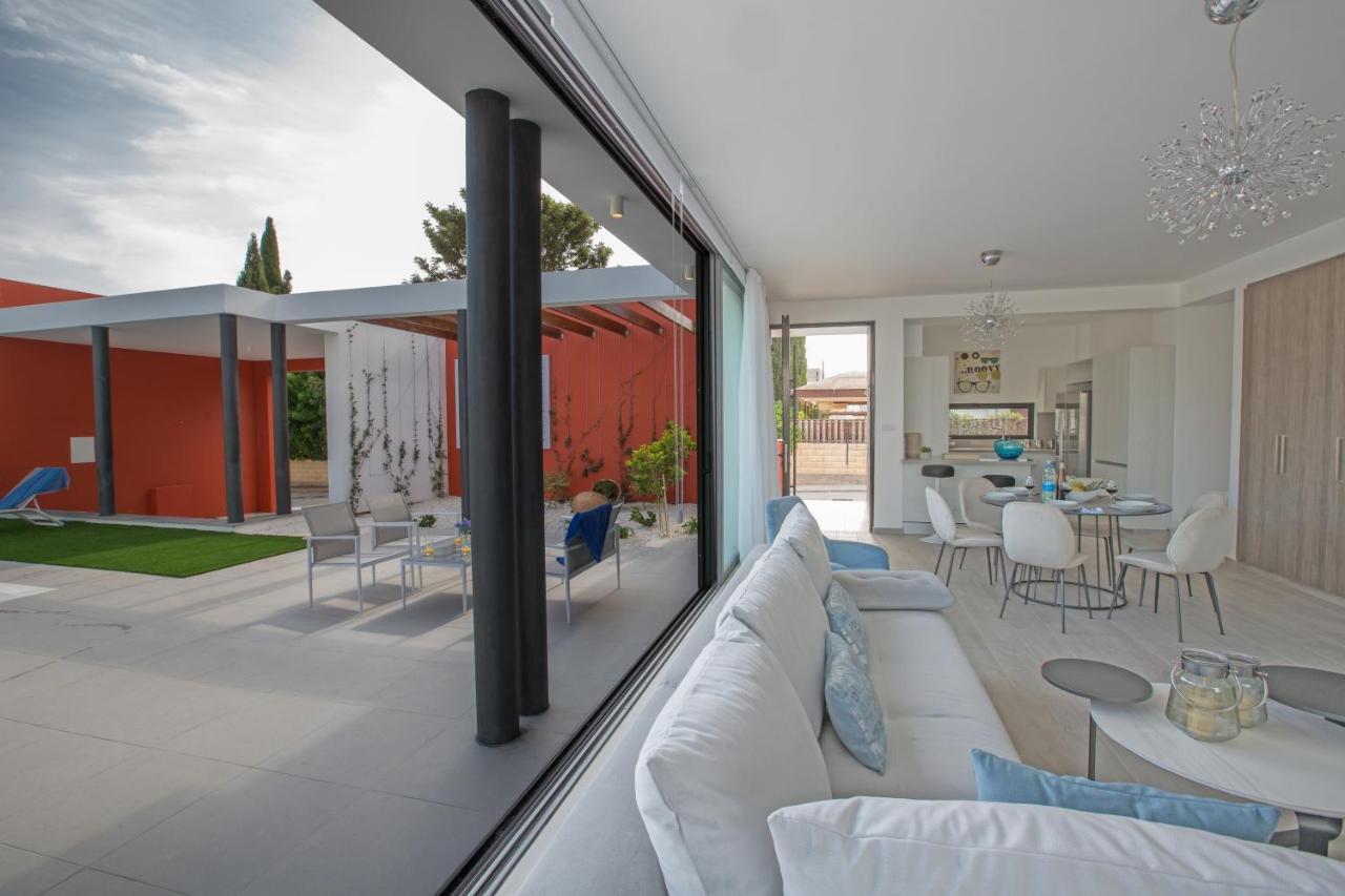 Colour Residences Protaras Extérieur photo